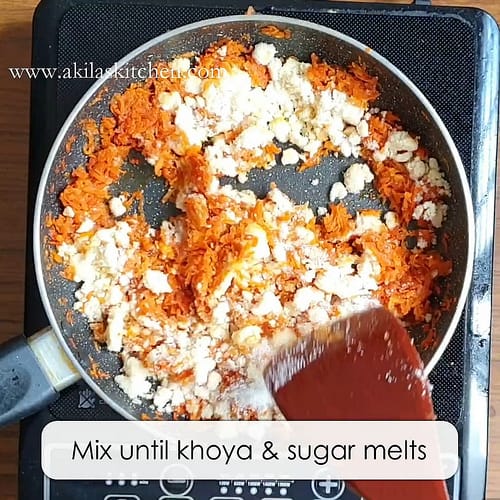 Carrot halwa using khoya